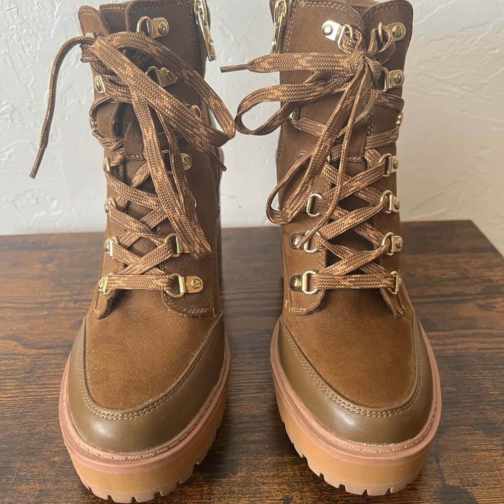 JLO Boots size 8.5